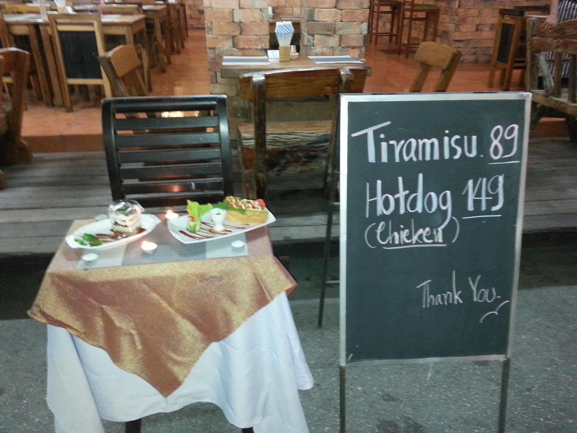 Отель The House Patong Экстерьер фото