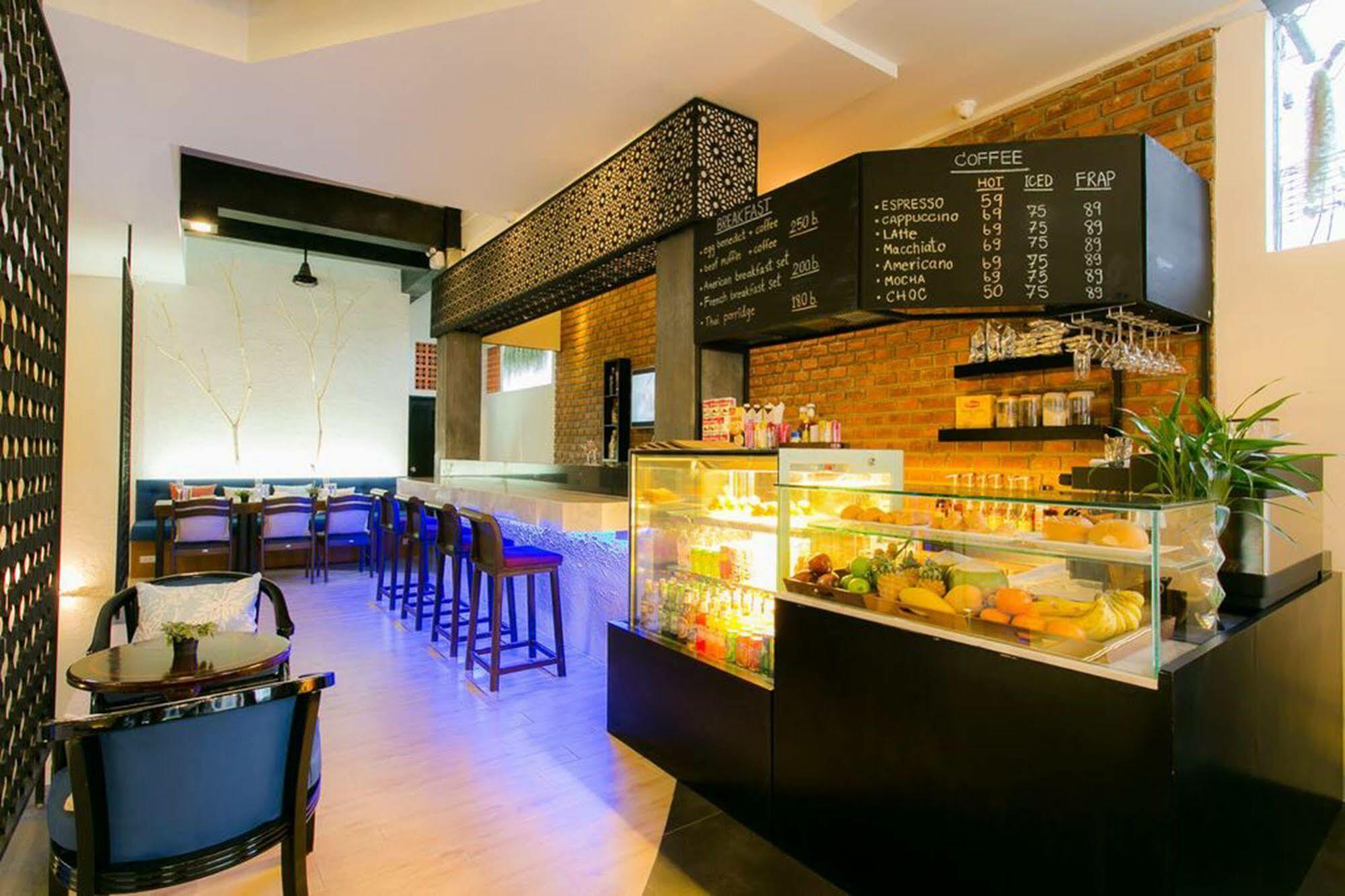 Отель The House Patong Экстерьер фото